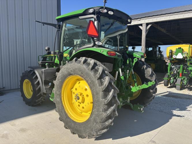 John Deere 6R 130