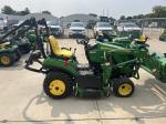 John Deere 1023E