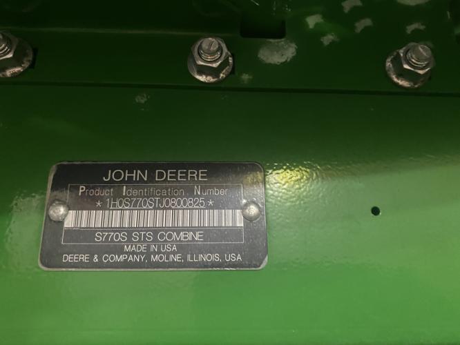 John Deere S770