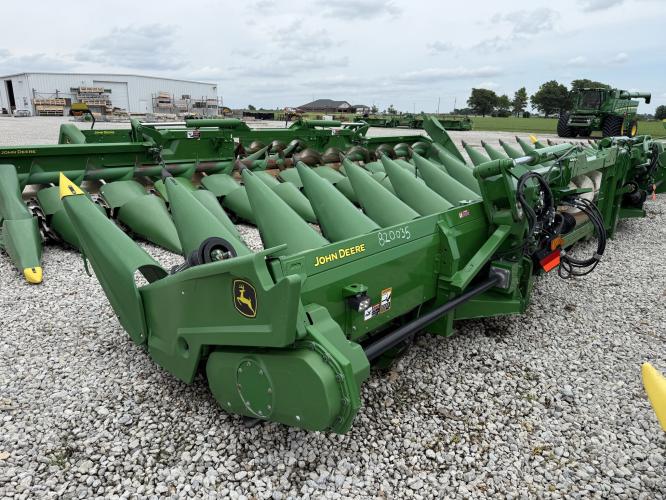 John Deere C12F StalkMaster