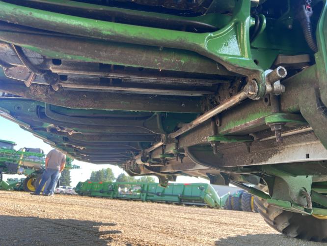 John Deere C6R