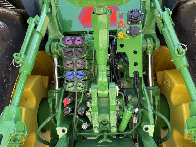 John Deere 8R 310
