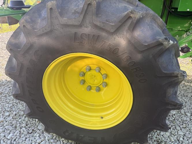 John Deere S770