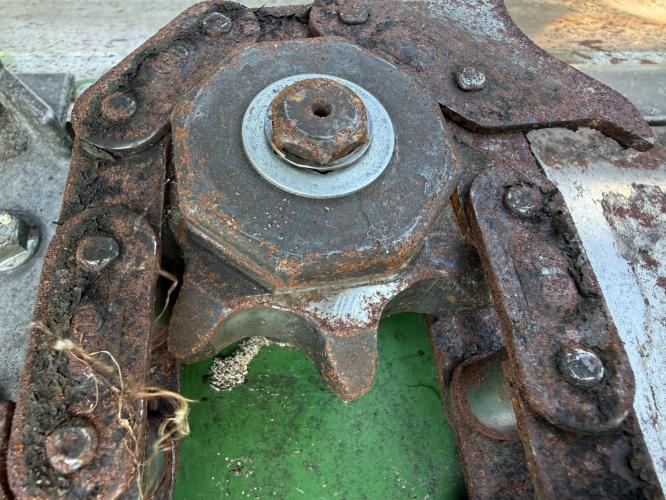 John Deere 708C