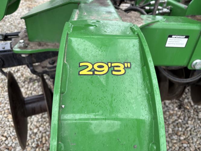 John Deere 2623VT
