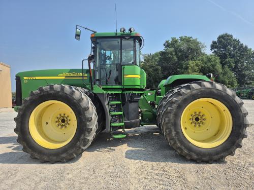2005 John Deere 9220