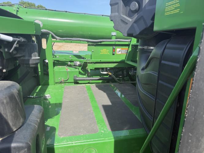 John Deere S760