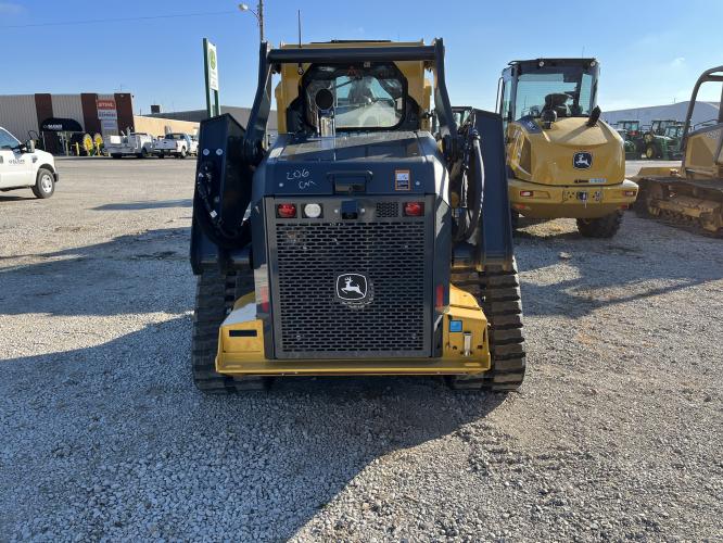 John Deere 333G