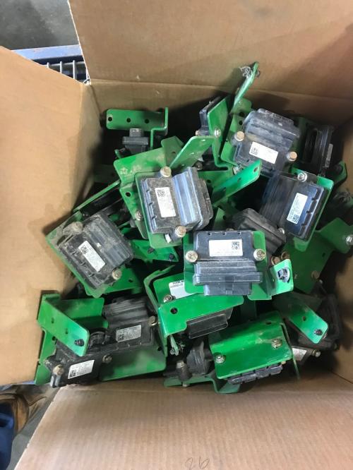  John Deere AA71532 CONTROL