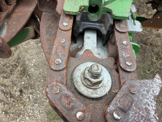 John Deere C8R