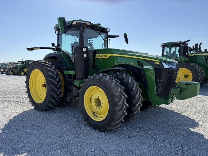John Deere 8R 410