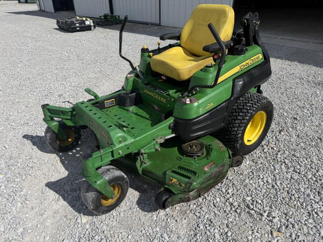 John Deere Z830A