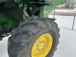 John Deere S7 700