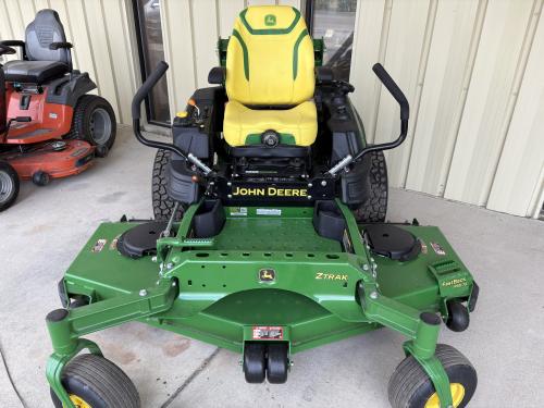 2025 John Deere Z960M