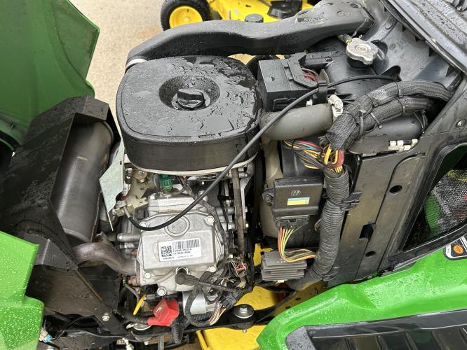 John Deere X730