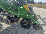 John Deere 1775NT