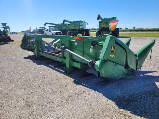 John Deere 708C
