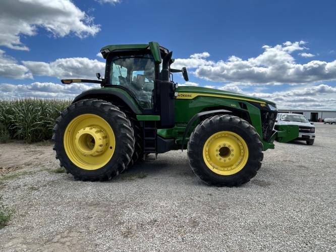 John Deere 8R 410