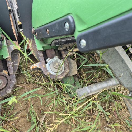 John Deere 608C