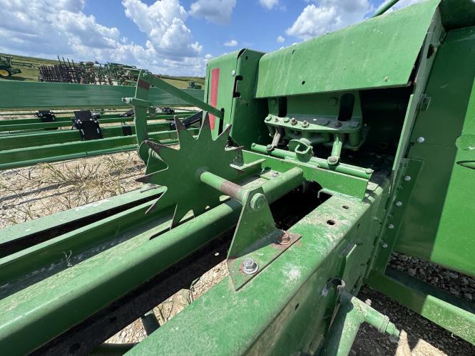 John Deere 348