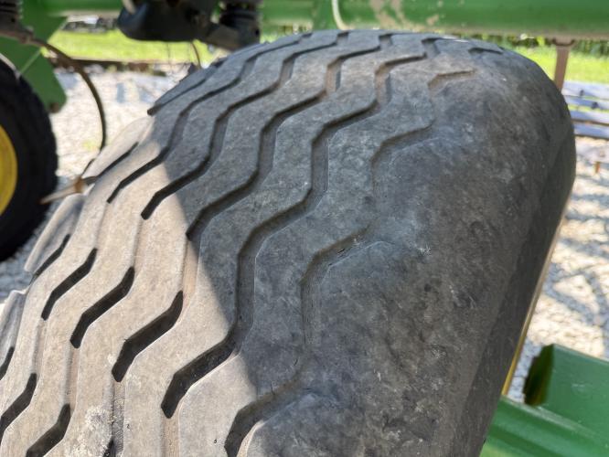 John Deere 2330