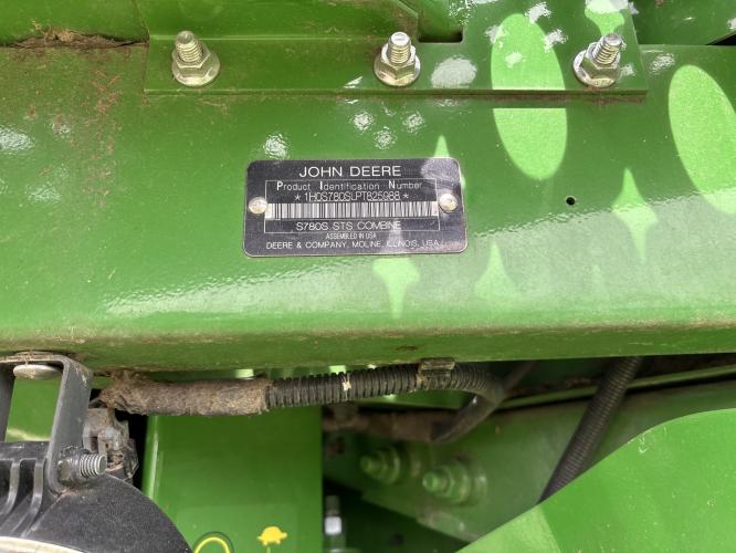 John Deere S780