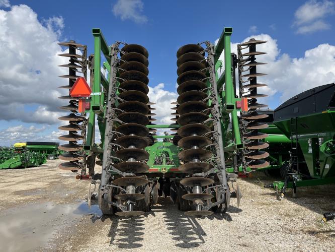 John Deere 2623