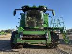 John Deere X9 1100