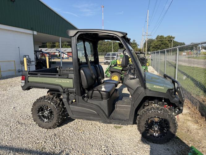 John Deere XUV835M