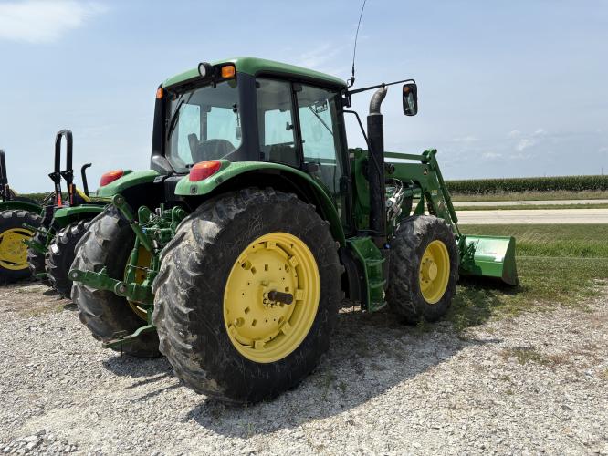 John Deere 6125M