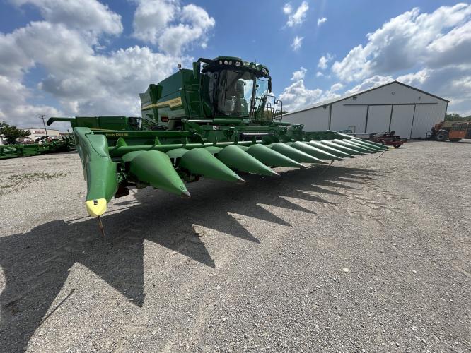 John Deere C12F StalkMaster