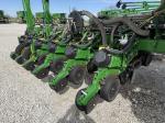 John Deere 1775NT