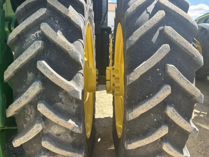 John Deere 8R 370