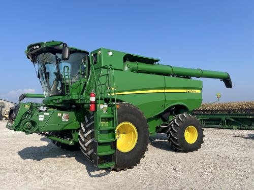2021 John Deere S780