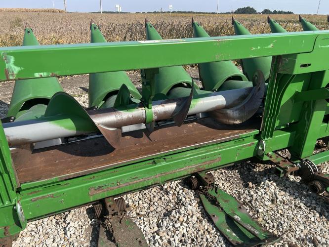 John Deere 712C