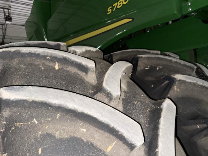 John Deere S780