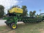 John Deere 1775NT