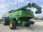 John Deere X9 1000