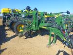 John Deere 1775NT