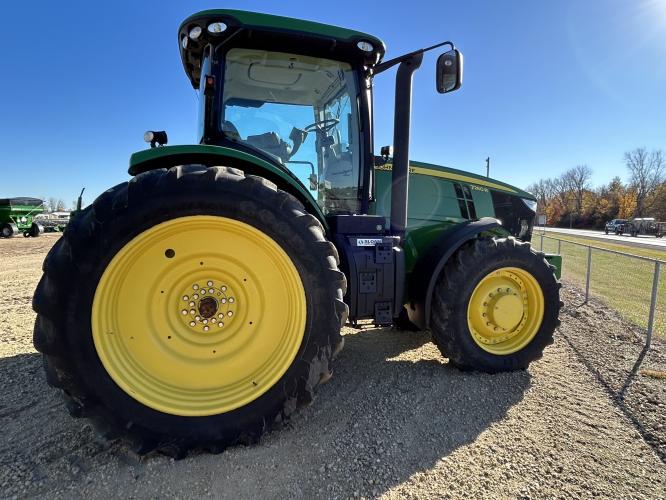 John Deere 7260R