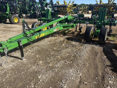 2025 John Deere MT7