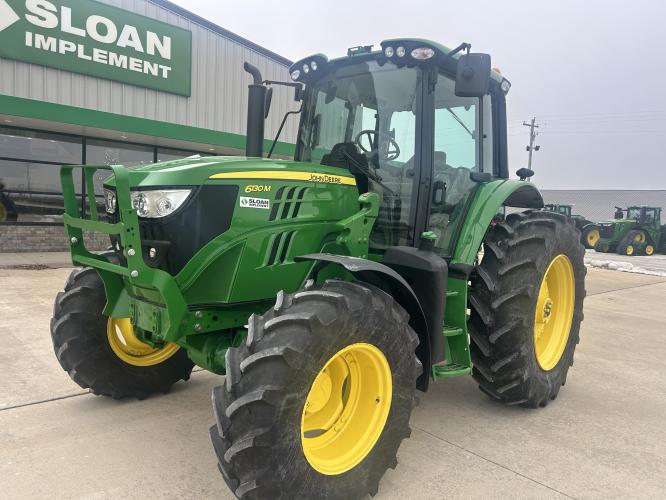 John Deere 6130M