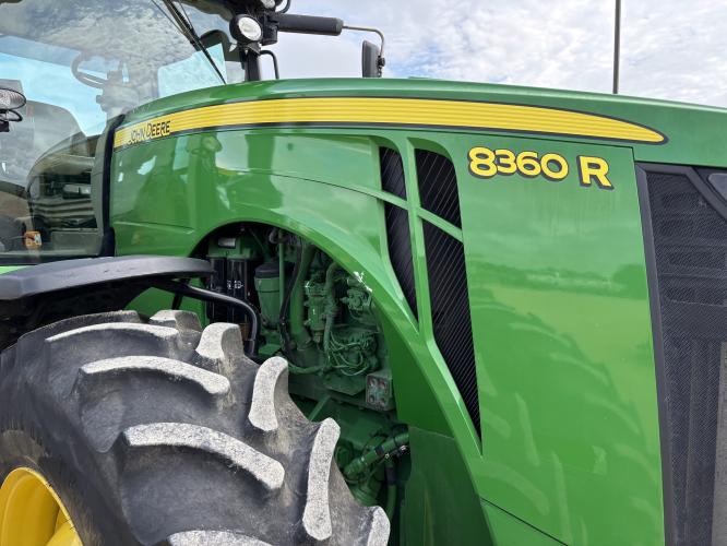 John Deere 8360R