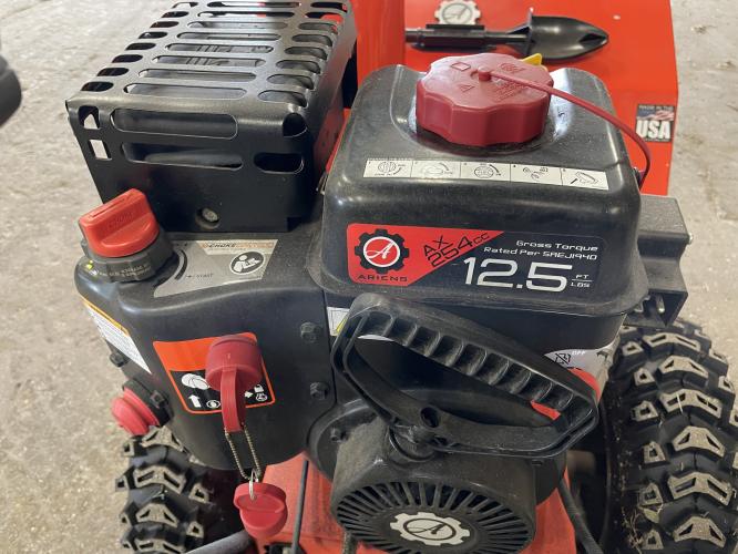 Ariens Deluxe 28