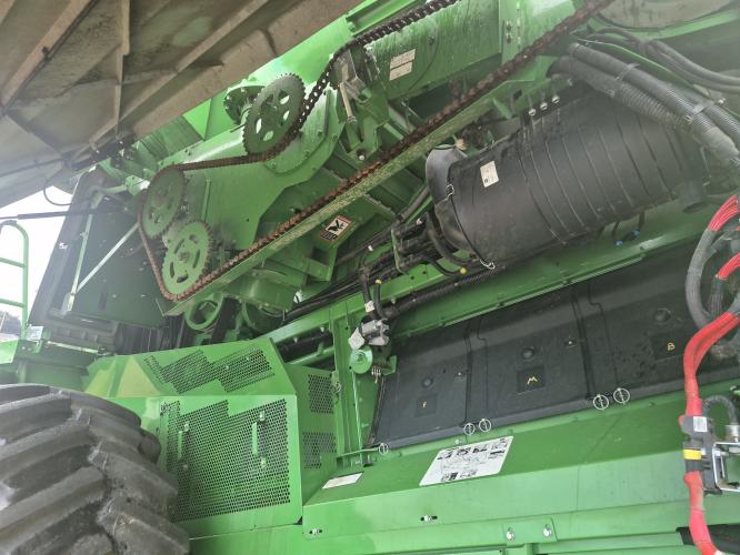 John Deere S790