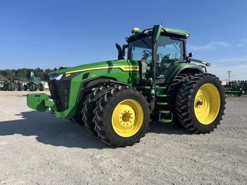 2022 John Deere 8R 410