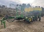 John Deere 1775NT