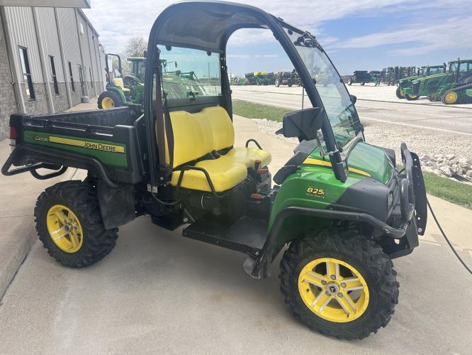 John Deere XUV 825I GREEN