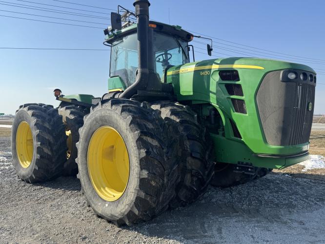 John Deere 9430