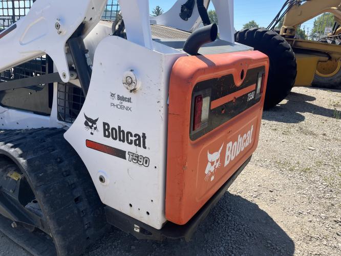 Bobcat T590
